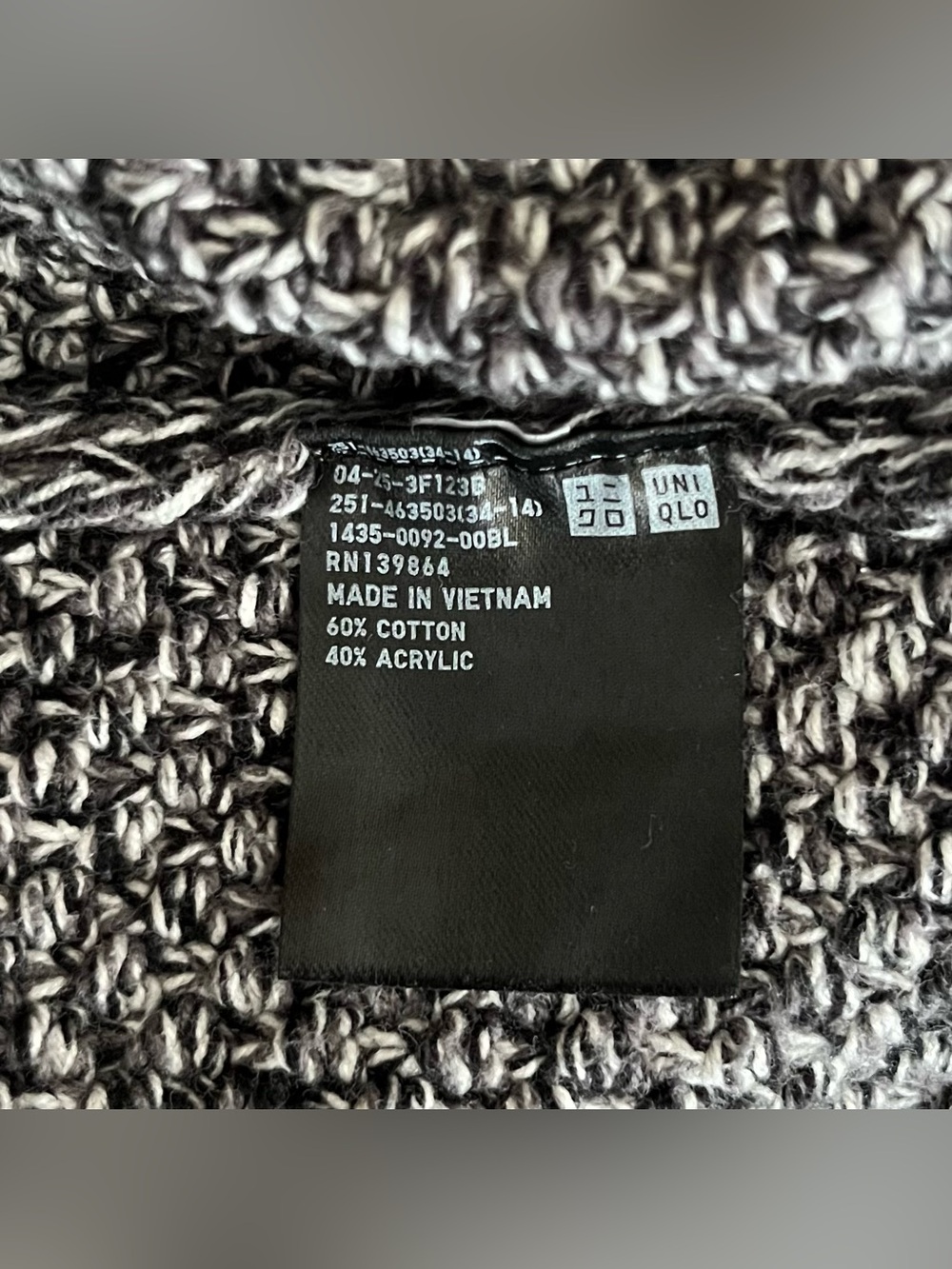 Uniqlo Women's Chunky Knit Cardigan Sweater Cropped Boxy XS Black White Marled - Picture 8 of 8